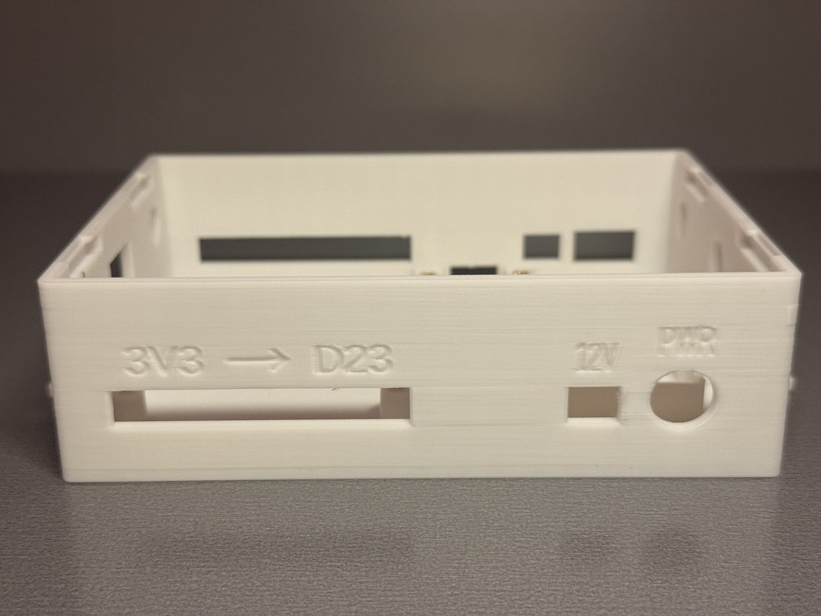 Command 30 White additional product photo